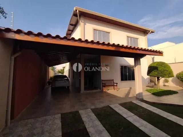 Sobrado com 520m² 4 quartos e 1 banheiro, à venda, no bairro Jardim Resek III em Artur Nogueira