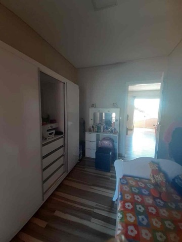 Sobrado com 125m² 3 quartos e 2 banheiros, à venda, no bairro Residencial Mombaça I em Pindamonhangaba