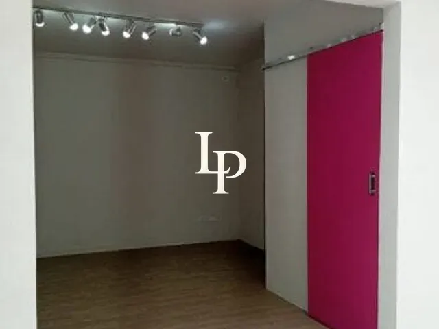 Sobrado com 245m² 4 quartos e 1 banheiro, à venda ou para alugar, no bairro Santa Paula em São Caetano do Sul