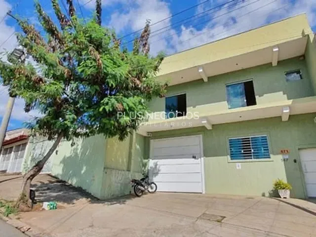 Sobrado com 250m² 1 quarto e 2 banheiros, à venda, no bairro Jardim Guarujá em Sorocaba