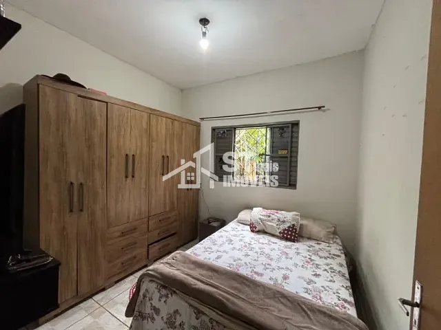 Sobrado com 160m² 3 quartos e 2 banheiros, à venda, no bairro Jardim Rio Negro em Andradas