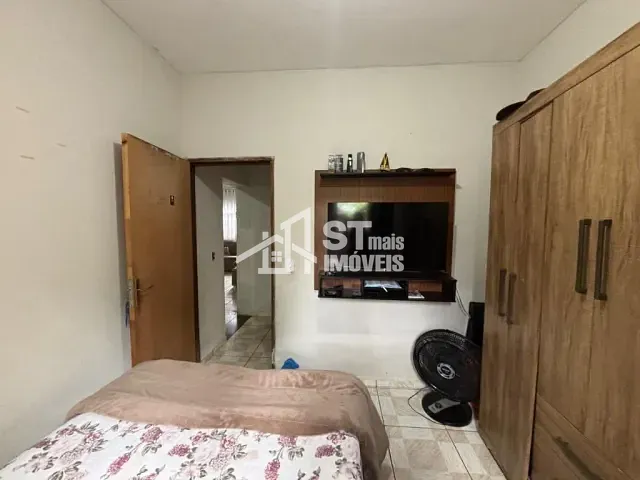 Sobrado com 160m² 3 quartos e 2 banheiros, à venda, no bairro Jardim Rio Negro em Andradas