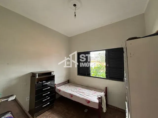 Sobrado com 160m² 3 quartos e 2 banheiros, à venda, no bairro Jardim Rio Negro em Andradas