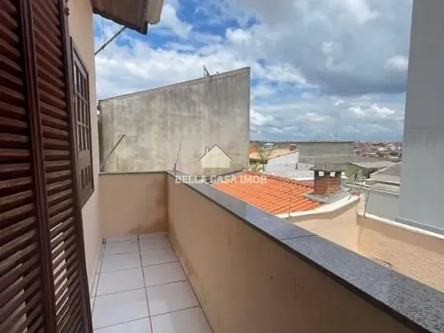 Sobrado com 180m² 3 quartos e 2 banheiros, para alugar, no bairro Jardim Simus em Sorocaba