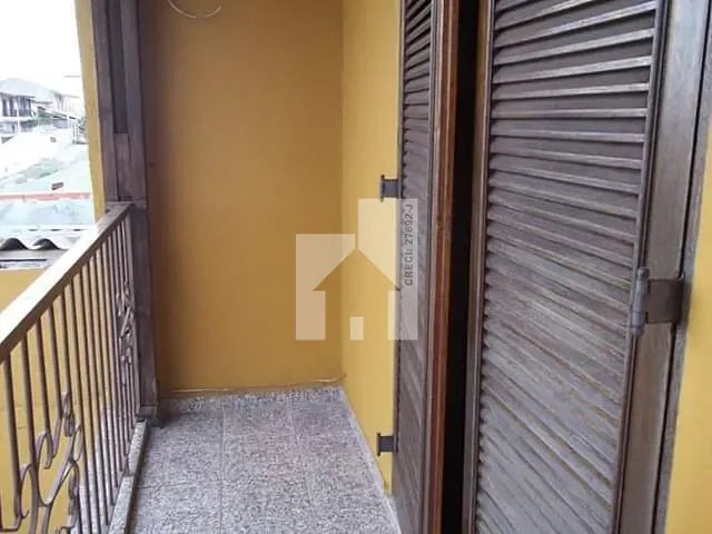 Sobrado com 219m² 3 quartos e 2 banheiros, à venda, no bairro Vila Olímpia em Campo Limpo Paulista