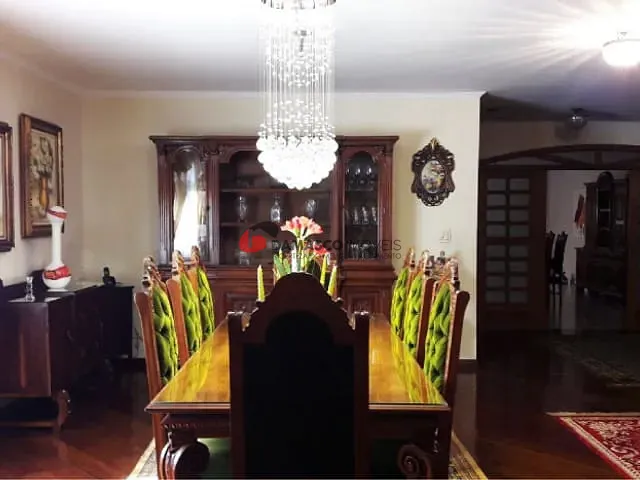 Sobrado com 550m², à venda, no bairro Osvaldo Cruz em São Caetano do Sul