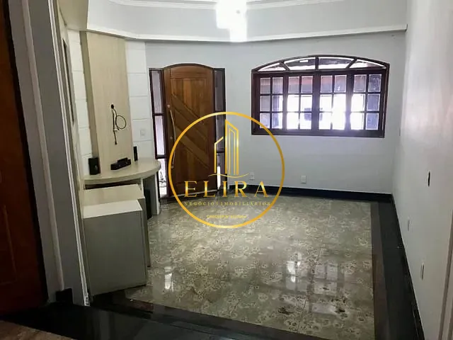 Sobrado com 180m² 2 quartos e 3 banheiros, à venda, no bairro Santa Cruz em Americana