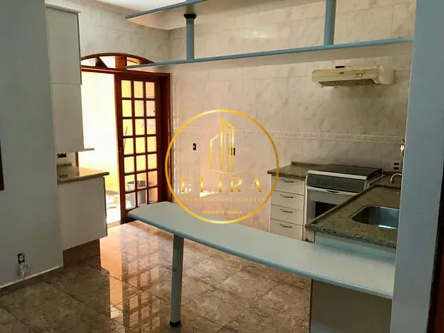 Sobrado com 180m² 2 quartos e 3 banheiros, à venda, no bairro Santa Cruz em Americana