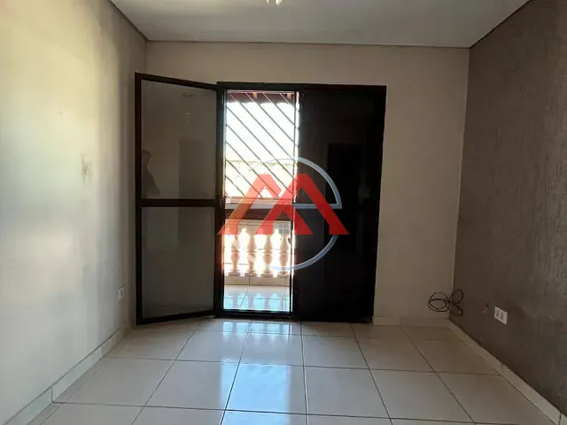 Sobrado 4 quartos e 5 banheiros, à venda, no bairro Vila União (Zona Leste) em São Paulo
