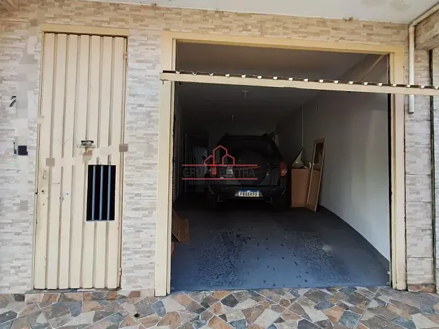 Sobrado com 125m² 2 quartos e 2 banheiros, à venda ou para alugar, no bairro Parque Viana em Barueri