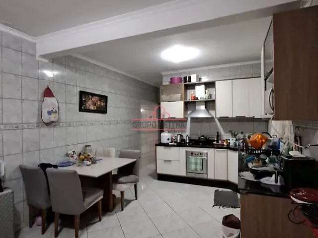 Sobrado com 125m² 2 quartos e 2 banheiros, à venda ou para alugar, no bairro Parque Viana em Barueri