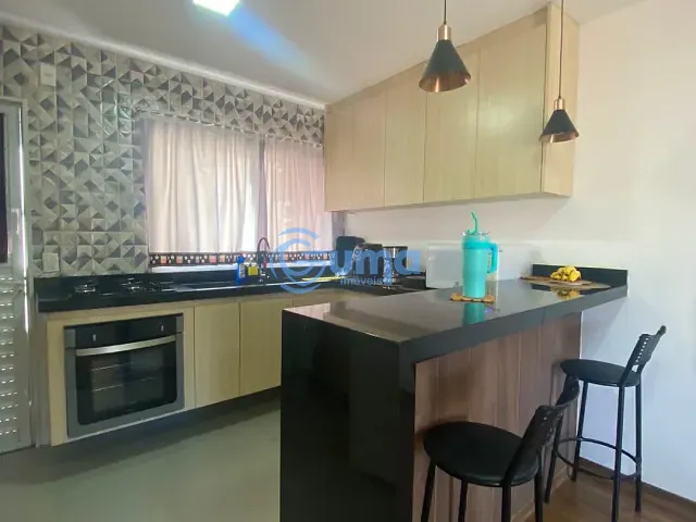 Sobrado com 60m² 2 quartos e 1 banheiro, à venda, no bairro Quintas de Bragança em Bragança Paulista
