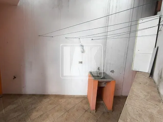 Sobrado com 60m² 2 quartos e 1 banheiro, para alugar, no bairro Vila Sacadura Cabral em Santo André