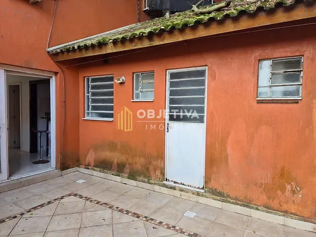 Sobrado com 345m² 5 quartos e 5 banheiros, à venda, no bairro Vila Assunção em Porto Alegre
