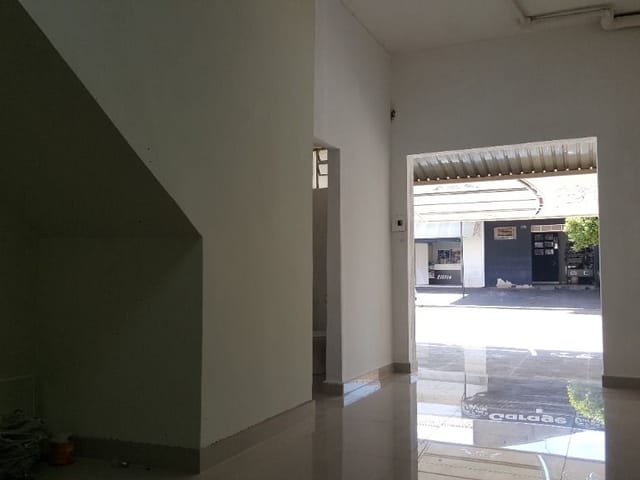 Foto do Sobrado - Sobrado + salão comercial: contem 2 dormitórios para alugar - Loteamento Planalto do Sol - Santa Bárbara D'Oeste/SP | Oeste Imóveis