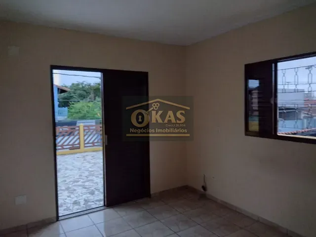 Sobrado com 149m² 3 quartos e 2 banheiros, à venda, no bairro Vila Amorim em Suzano