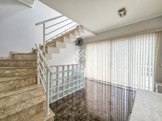 Sobrado com 96m², à venda, no bairro Vila Guiomar em Santo André