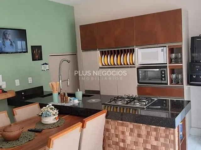 Sobrado com 240m² 3 quartos e 5 banheiros, à venda, no bairro Jardim Ana Maria em Sorocaba