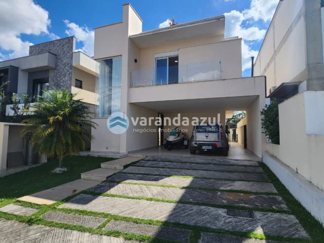 Sobrado 3 quartos e 4 banheiros, para alugar, no bairro Fazenda Rodeio em Mogi das Cruzes