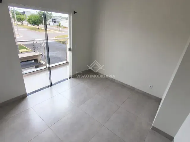 Sobrado 2 quartos e 2 banheiros, para alugar, no bairro Residencial Paris em Sinop