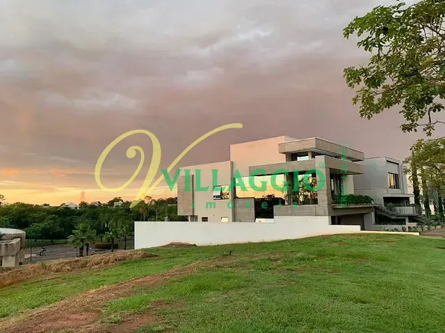 Sobrado com 400m² 4 quartos e 6 banheiros, à venda, no bairro Jardim Moyses Miguel Haddad, em São José do Rio Preto