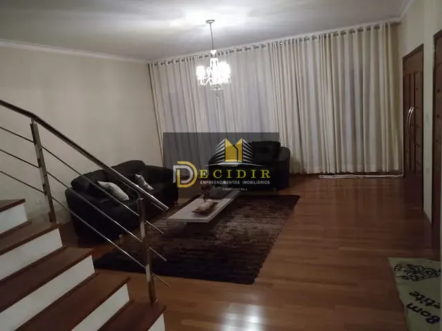 Sobrado com 450m² 4 quartos e 6 banheiros, à venda ou para alugar, no bairro Vila Progresso (Zona Leste) em São Paulo