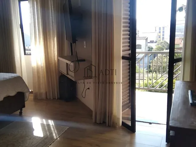 Sobrado com 196m² 3 quartos e 2 banheiros, à venda, no bairro Alto Ipiranga em Mogi das Cruzes