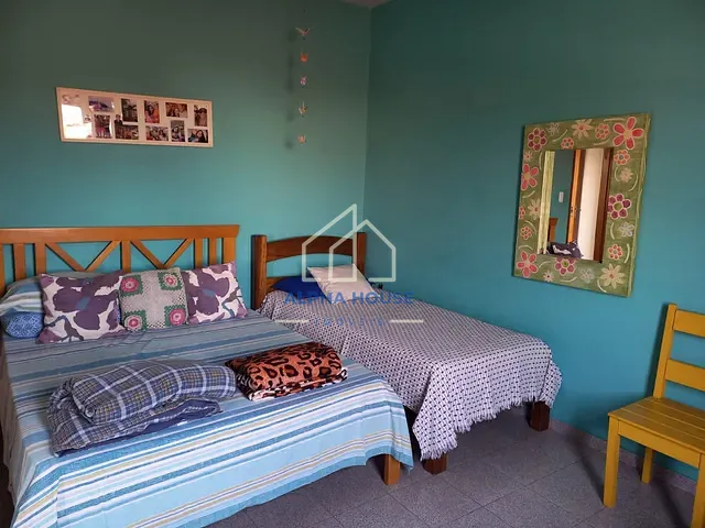 Sobrado com 175m² 3 quartos e 3 banheiros, à venda, no bairro Jardim Rosely em Pindamonhangaba
