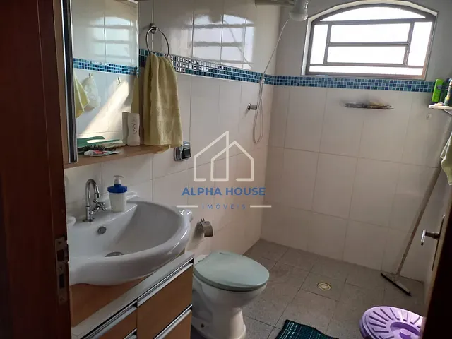 Sobrado com 175m² 3 quartos e 3 banheiros, à venda, no bairro Jardim Rosely em Pindamonhangaba
