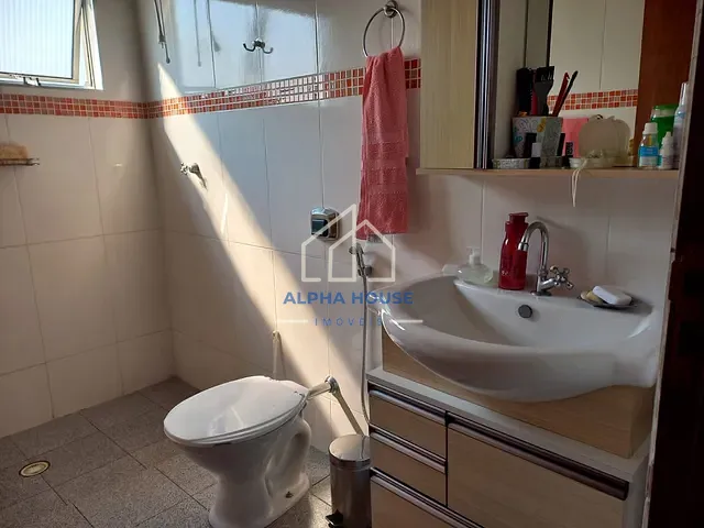 Sobrado com 175m² 3 quartos e 3 banheiros, à venda, no bairro Jardim Rosely em Pindamonhangaba