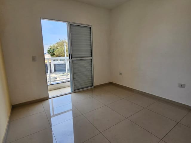 Sobrado 2 quartos e 1 banheiro, à venda, no bairro Jardim Vera Cruz(Zona Leste) em São Paulo