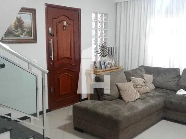 Sobrado com 295m² 4 quartos e 3 banheiros, à venda ou para alugar, no bairro Camargos em Guarulhos