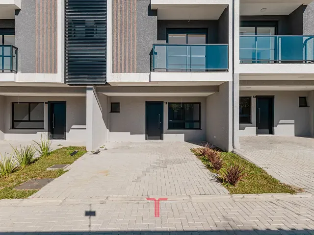 Sobrado com 87m² 3 quartos e 3 banheiros, à venda, no bairro Umbará em Curitiba