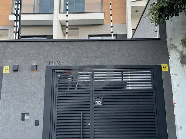 Sobrado 3 quartos e 3 banheiros, à venda, no bairro Jardim Brasília (Zona Leste) em São Paulo