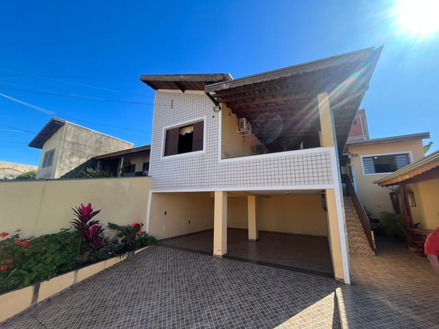 Sobrado com 253m² 3 quartos e 2 banheiros, à venda, no bairro Jardim Lisa em Campinas