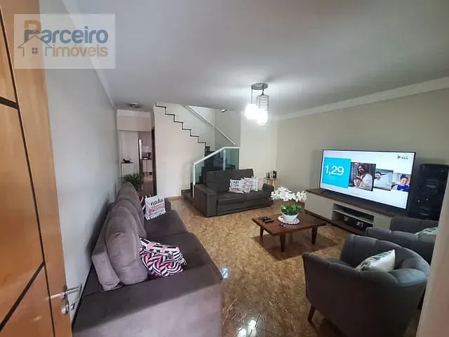 Casa com 160m² 4 quartos e 4 banheiros, à venda, no bairro Penha em São Paulo