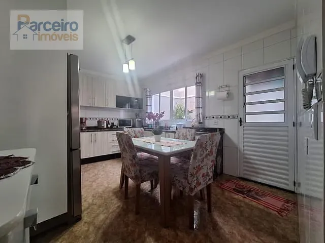 Casa com 160m² 4 quartos e 4 banheiros, à venda, no bairro Penha em São Paulo