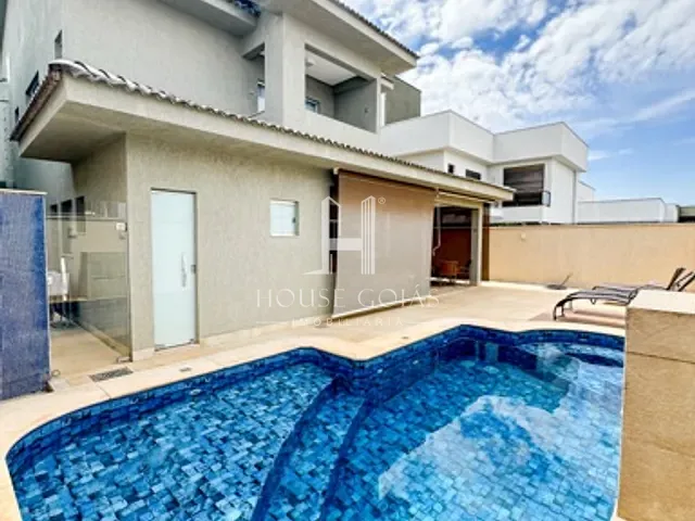 Sobrado com 412m² 4 quartos e 5 banheiros, à venda, no bairro Condomínio Jardins Lisboa em Goiânia