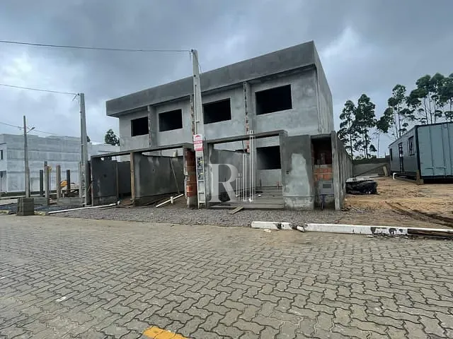 Sobrado 2 quartos e 2 banheiros, à venda, no bairro Joaia em Tijucas