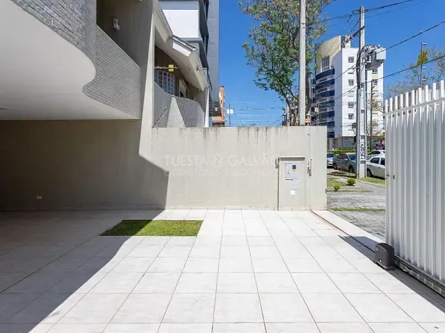 Sobrado com 187m² 3 quartos e 4 banheiros, à venda, no bairro Vila Izabel em Curitiba