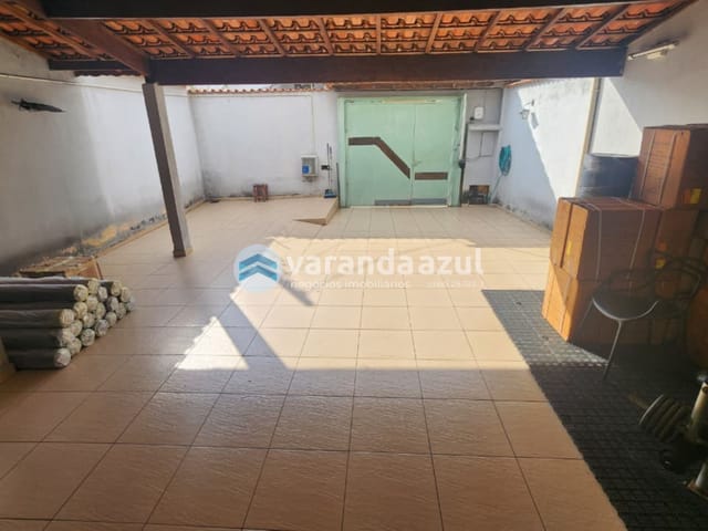 Sobrado 3 quartos e 2 banheiros, à venda, no bairro Mogi Moderno em Mogi das Cruzes