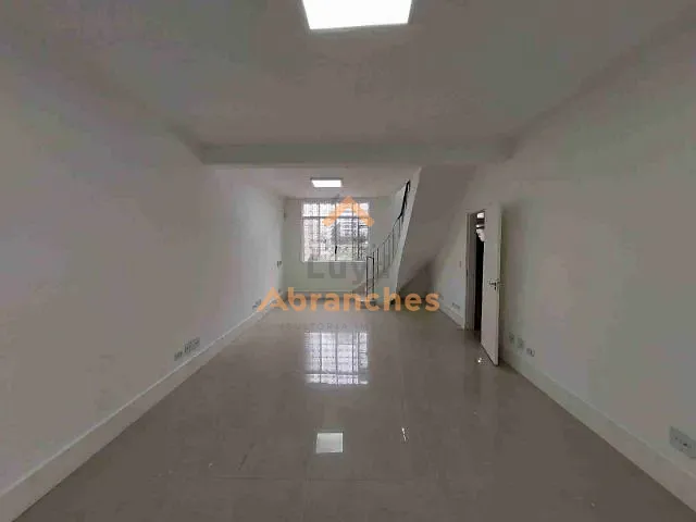 Casa com 240m² 4 quartos e 4 banheiros, à venda ou para alugar, no bairro Perdizes em São Paulo