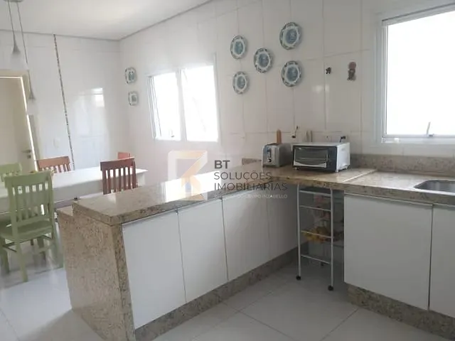 Sobrado com 360m² 4 quartos e 2 banheiros, à venda, no bairro Jardim Reserva Bom Viver de Indaiatuba em Indaiatuba
