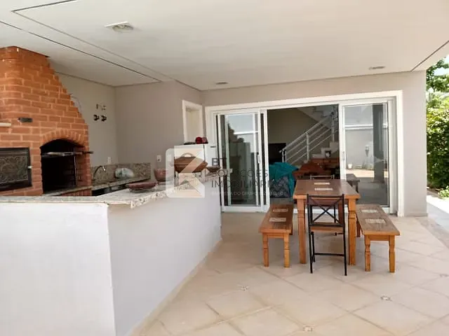 Sobrado com 360m² 4 quartos e 2 banheiros, à venda, no bairro Jardim Reserva Bom Viver de Indaiatuba em Indaiatuba