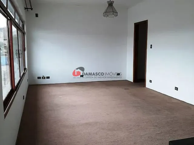 Sobrado com 462m² 4 quartos e 1 banheiro, à venda, no bairro Santa Terezinha em Santo André
