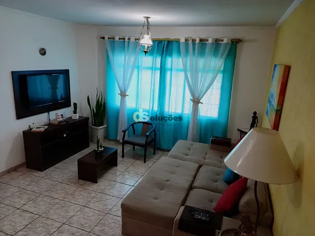Sobrado 3 quartos e 4 banheiros, à venda, no bairro Santa Teresinha em São Paulo