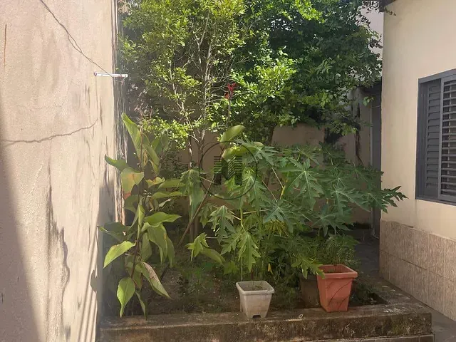 Sobrado 4 quartos e 4 banheiros, à venda, no bairro Núcleo Residencial Adhemar de Barros em Guaratinguetá