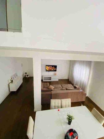 Sobrado com 250m² 3 quartos e 3 banheiros, à venda ou para alugar, no bairro Loteamento Residencial Carangola em Pindamonhangaba
