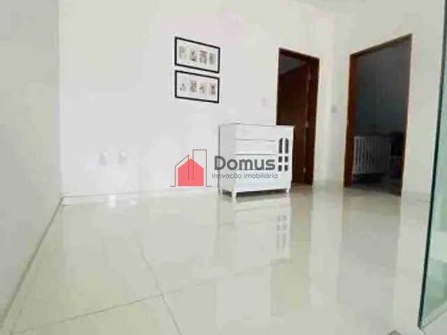 Sobrado com 250m² 3 quartos e 3 banheiros, à venda ou para alugar, no bairro Loteamento Residencial Carangola em Pindamonhangaba