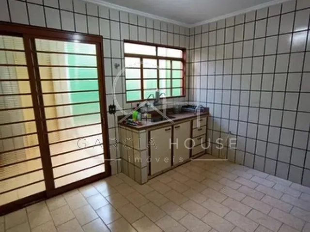 Sobrado com 100m² 2 quartos e 2 banheiros, à venda, no bairro Jardim José Sampaio Júnior em Ribeirão Preto